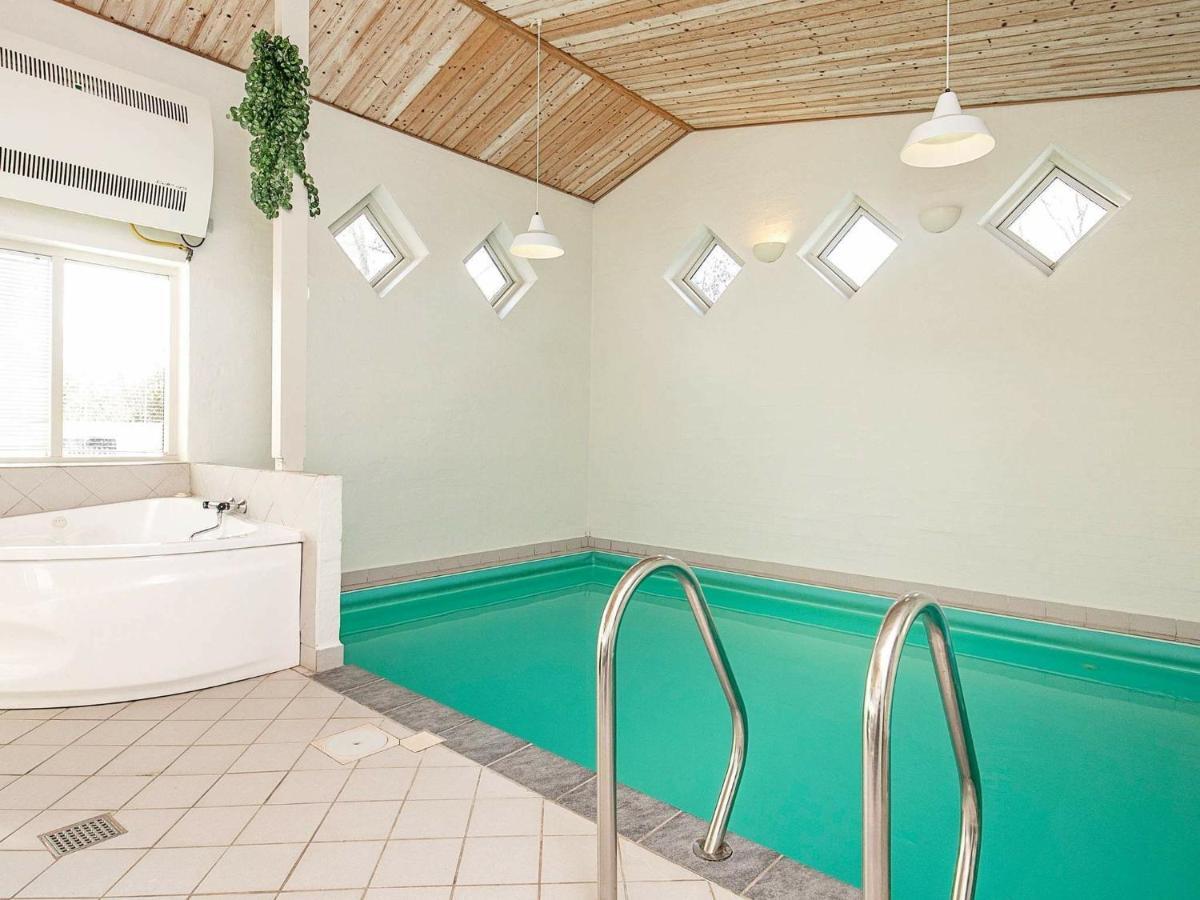 Holiday Home Helmklit II Fjand Garde ภายนอก รูปภาพ